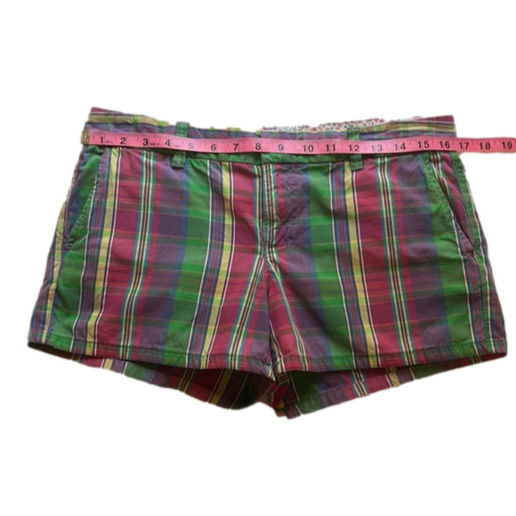 Old Navy Shorts - Picture 4 of 6